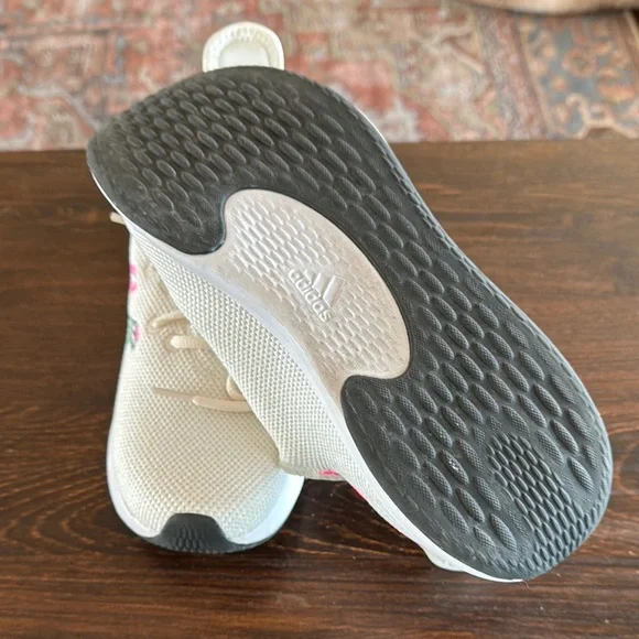 Stylish white Sneakers with Pink Floral Accents - Picture 5 of 5